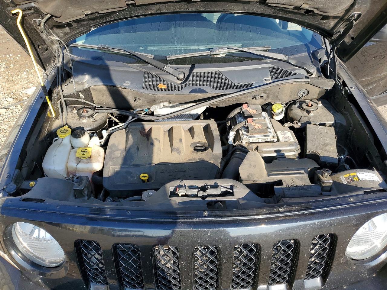 2017 JEEP PATRIOT LATITUDE photo 12