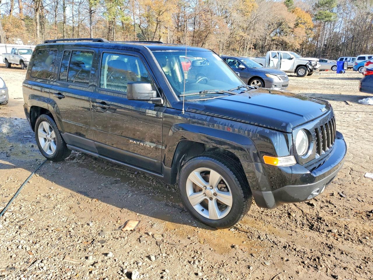 2017 JEEP PATRIOT LATITUDE photo 4