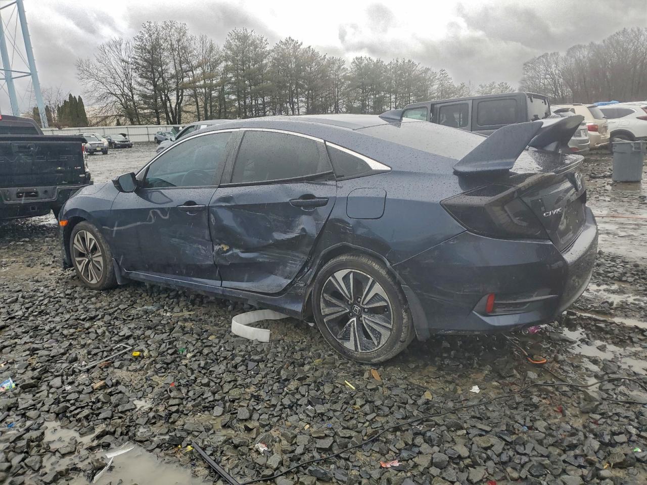 2016 HONDA CIVIC EXL photo 2
