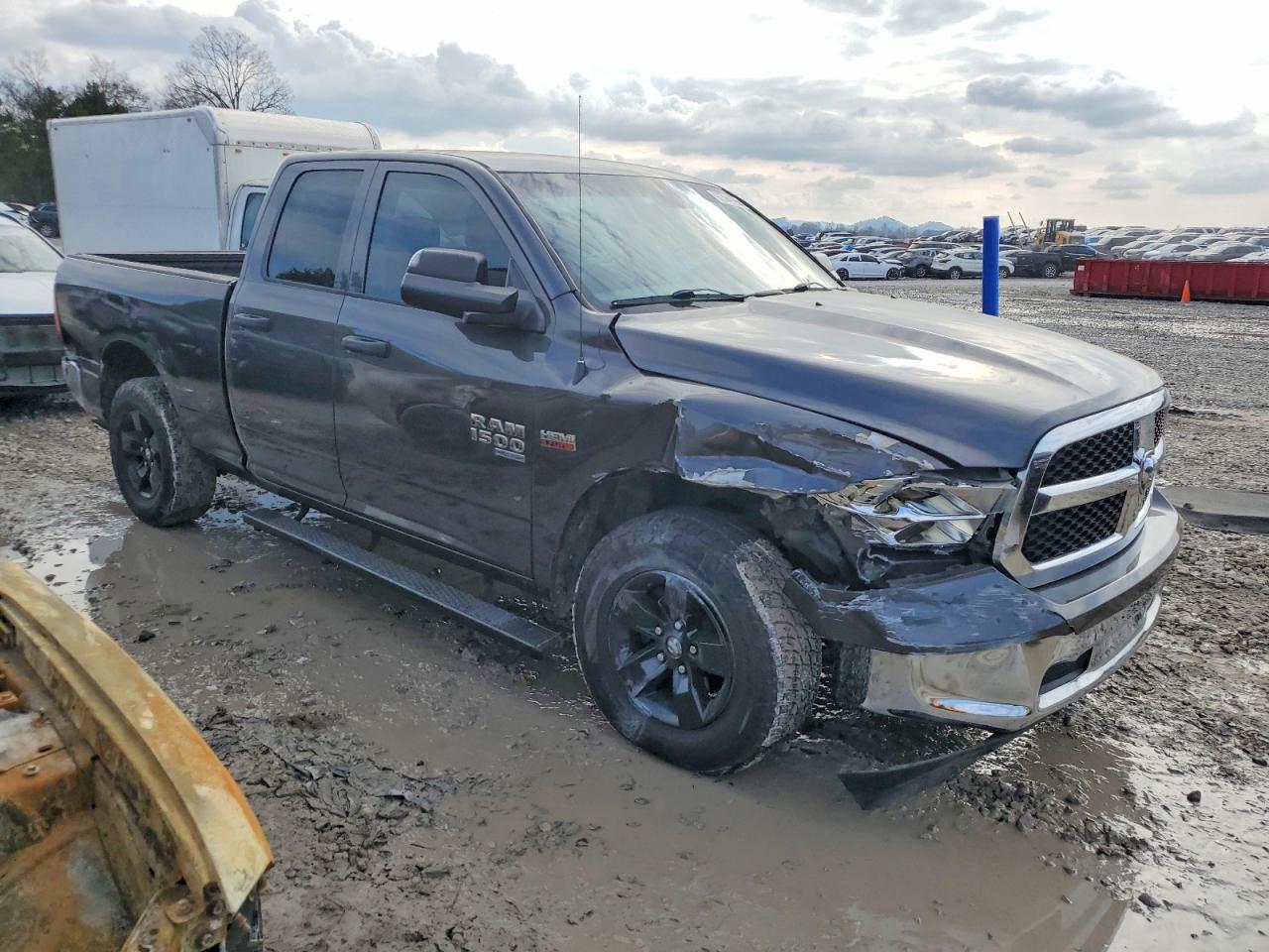 2019 RAM 1500 CLASSIC TRADESMAN photo 4