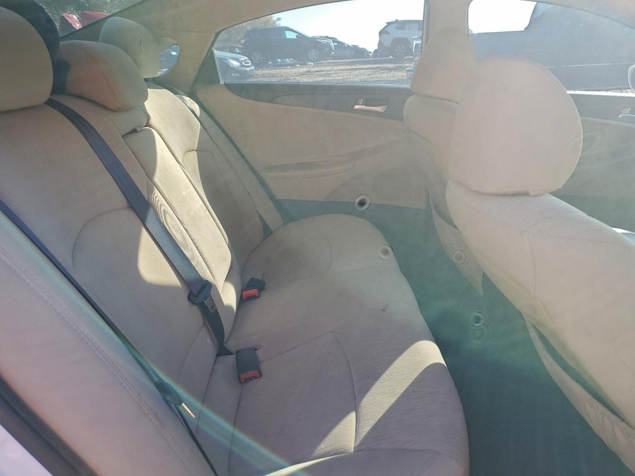 2011 HYUNDAI SONATA GLS photo 10