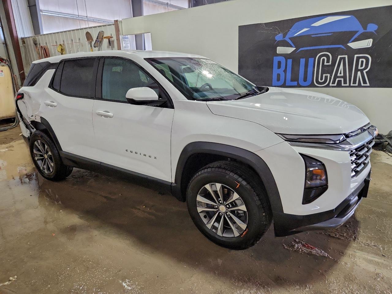 2026 CHEVROLET EQUINOX LT photo 4