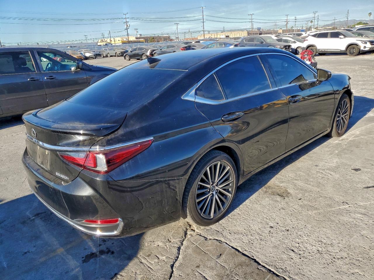 2023 LEXUS ES 300H BASE photo 3
