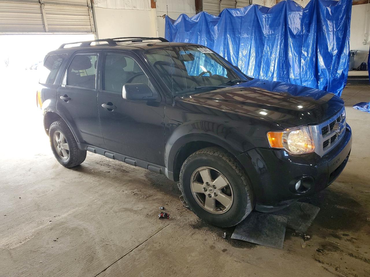 2012 FORD ESCAPE XLT photo 4