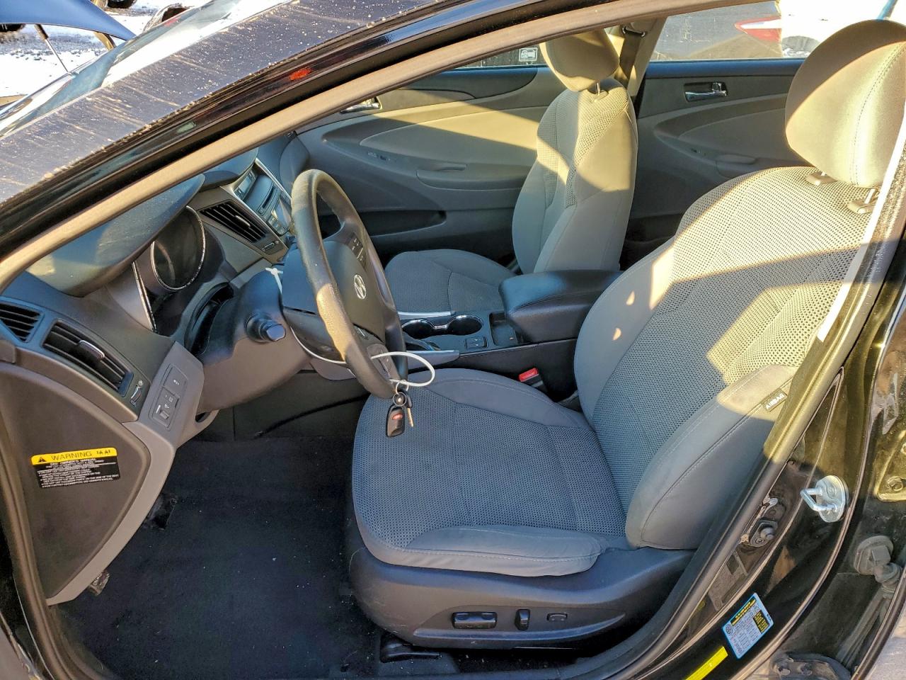 2013 HYUNDAI SONATA GLS photo 7
