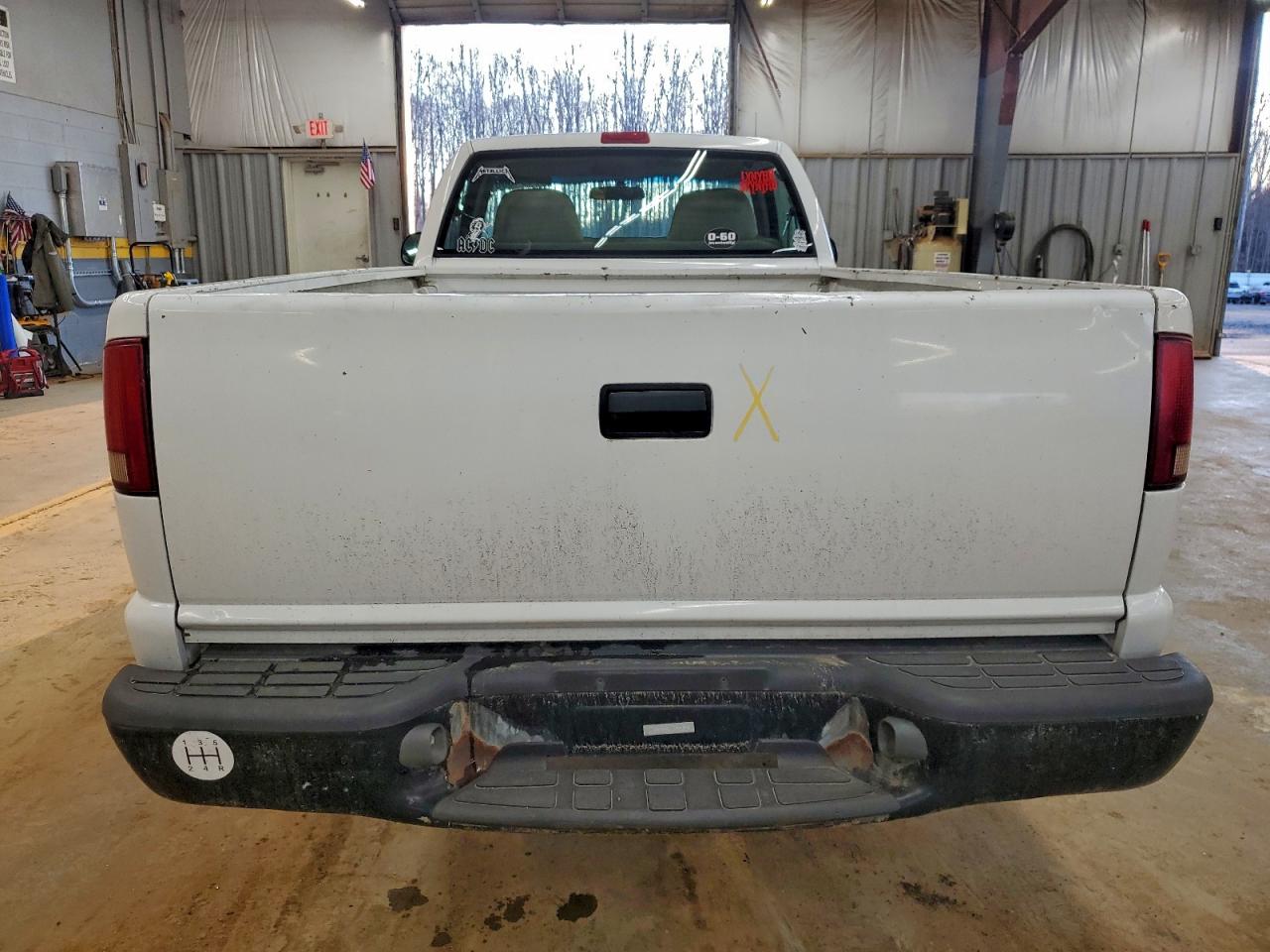 1998 CHEVROLET S TRUCK S10 photo 28