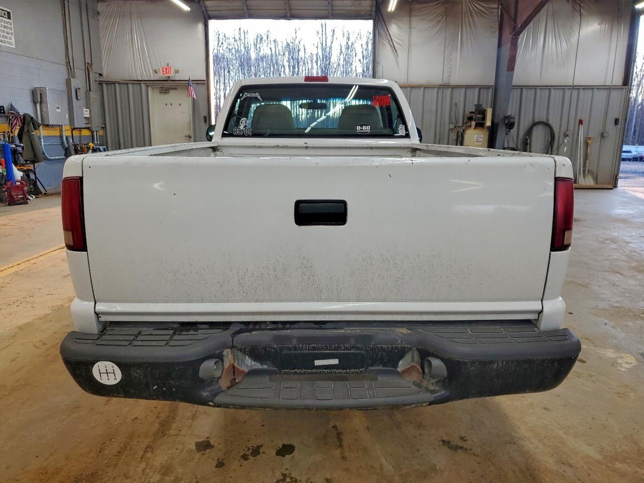 1998 CHEVROLET S TRUCK S10 photo 16