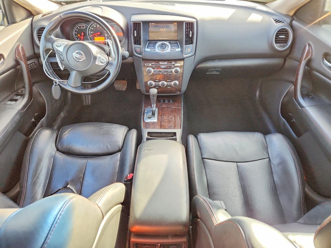 2011 NISSAN MAXIMA S photo 8