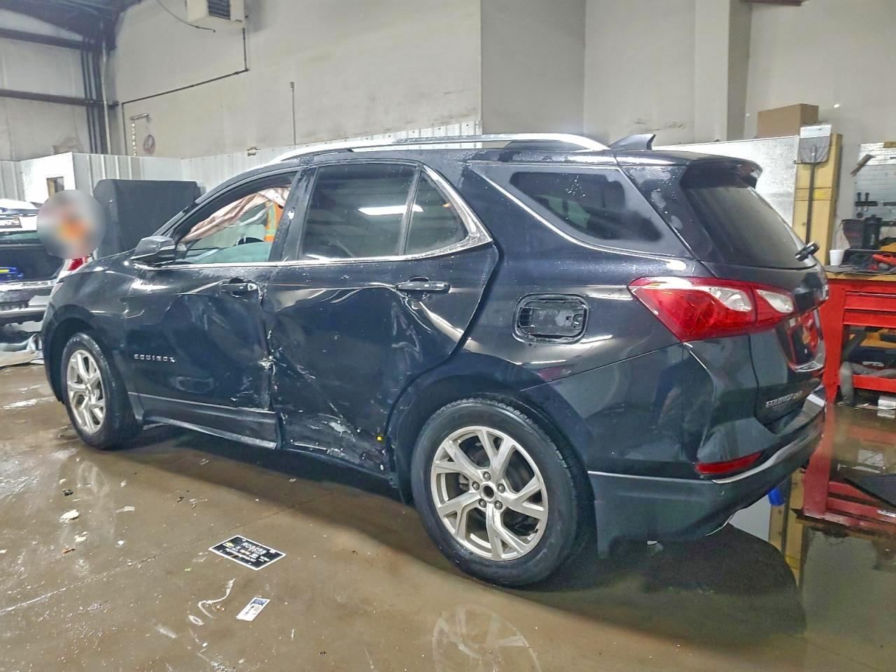 2018 CHEVROLET EQUINOX LT photo 4