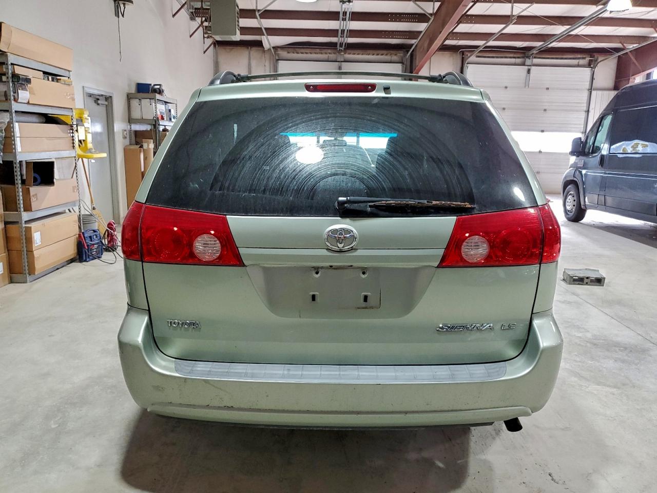 2008 TOYOTA SIENNA CE photo 6
