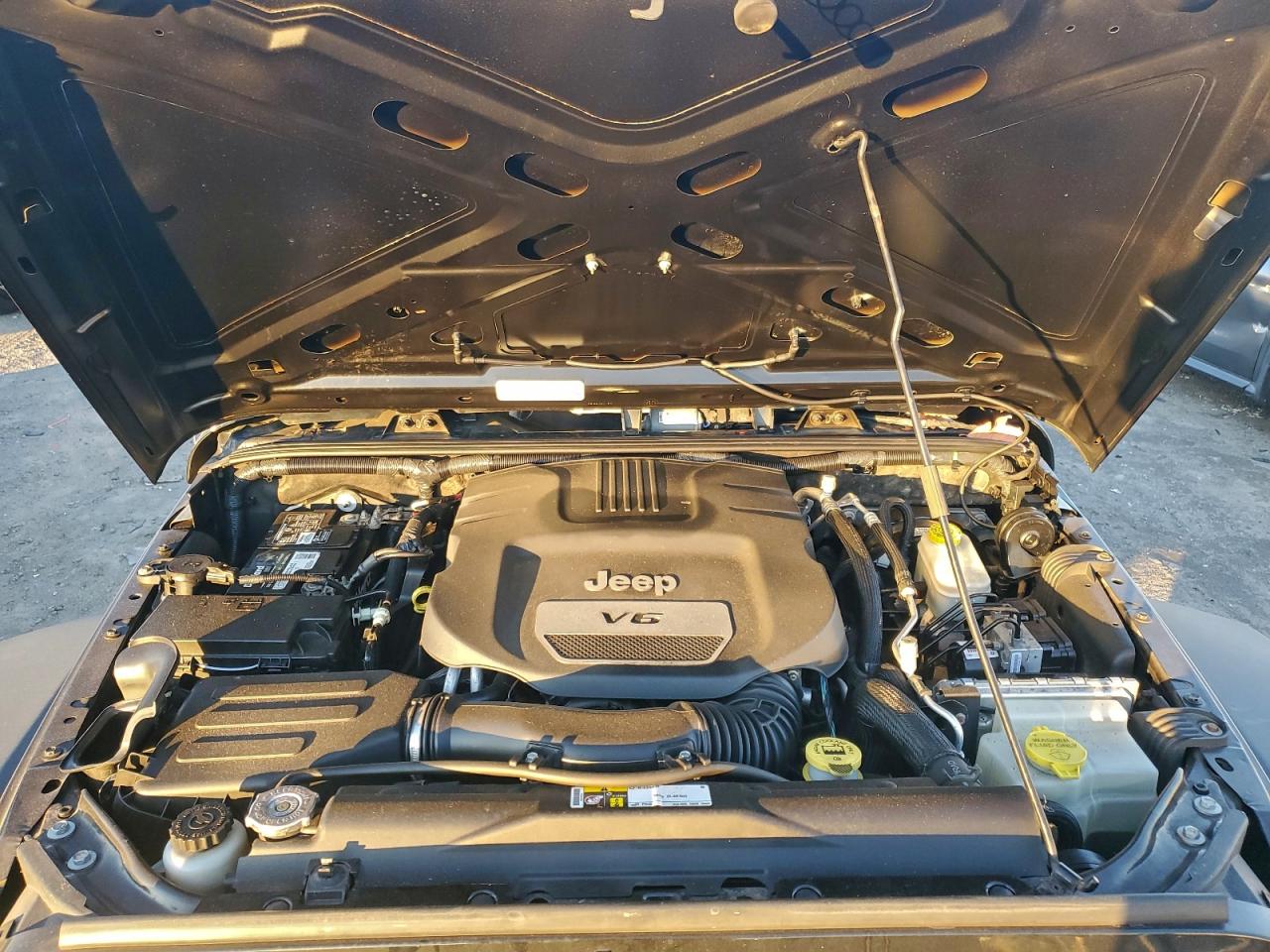 2015 JEEP WRANGLER SPORT photo 11