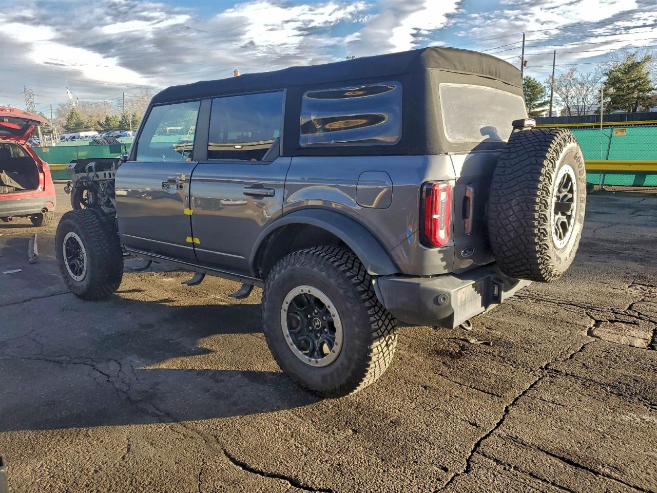 2021 FORD BRONCO BASE photo 4