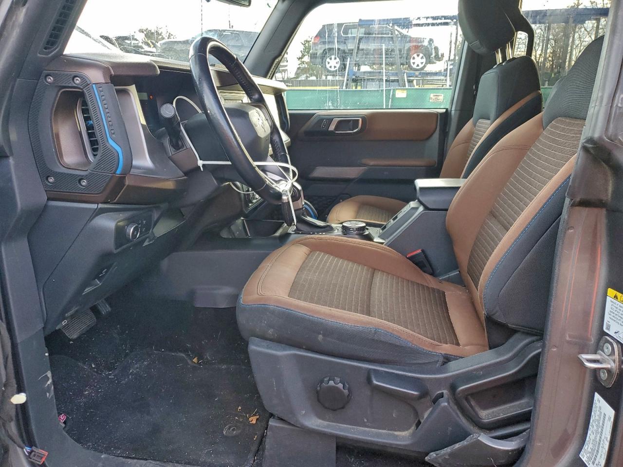 2021 FORD BRONCO BASE photo 19