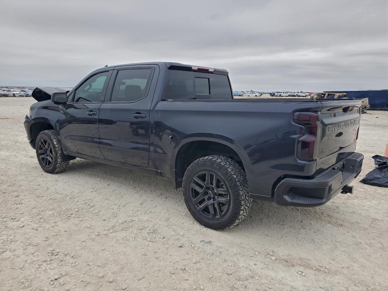 2024 CHEVROLET SILVERADO K1500 RST photo 2