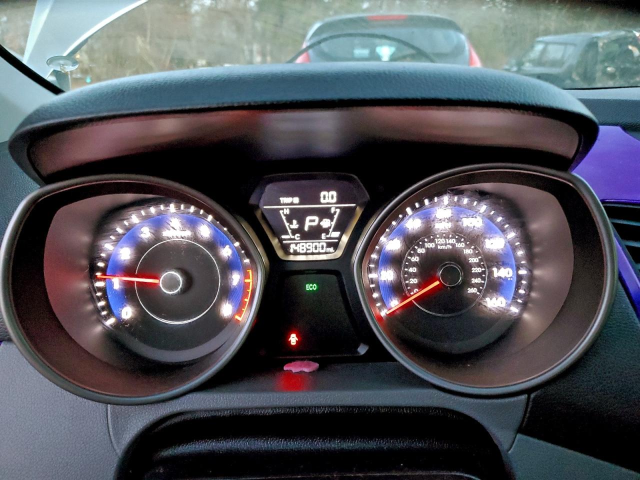 2014 HYUNDAI ELANTRA SE photo 9