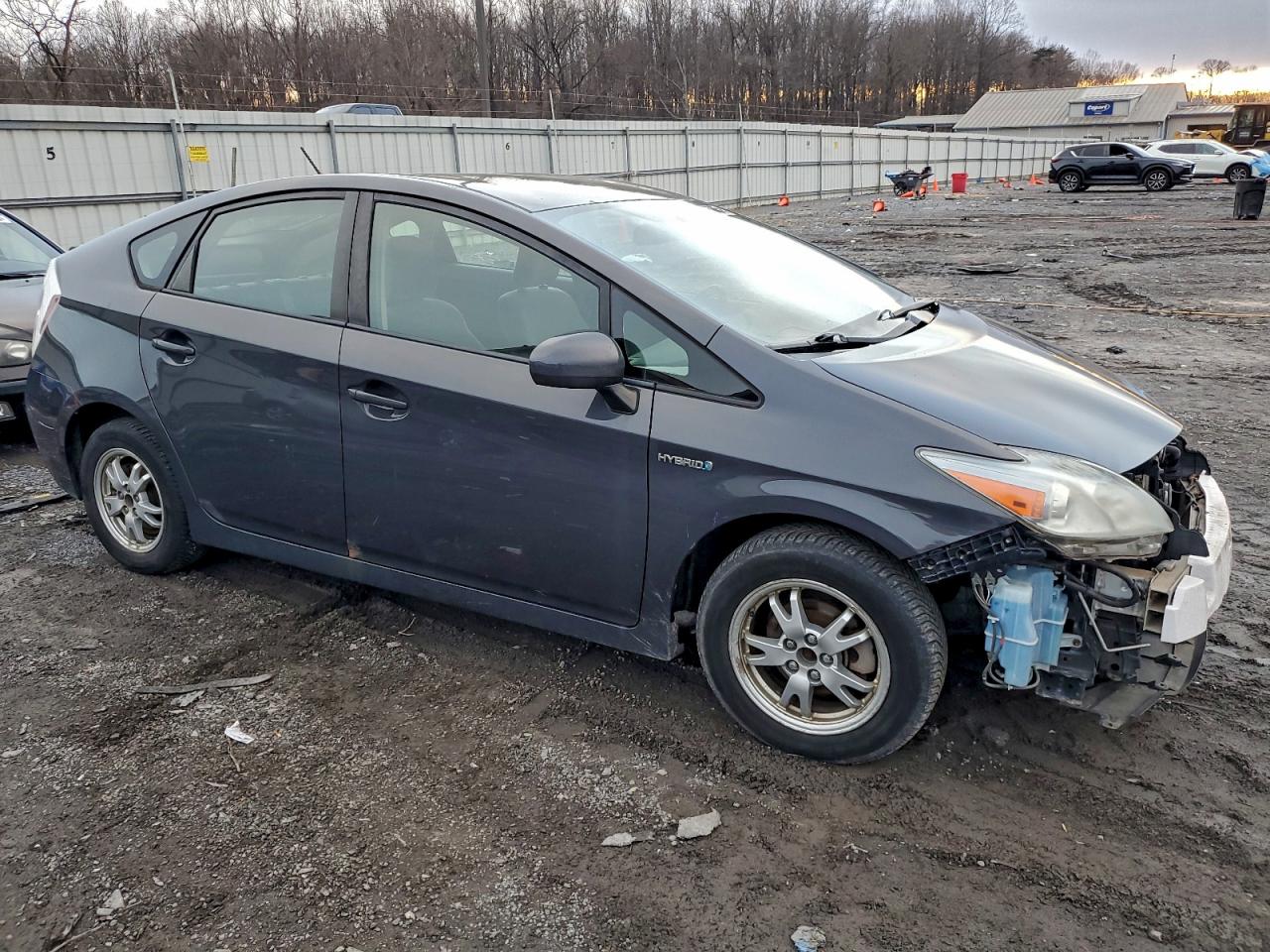 2010 TOYOTA PRIUS photo 4