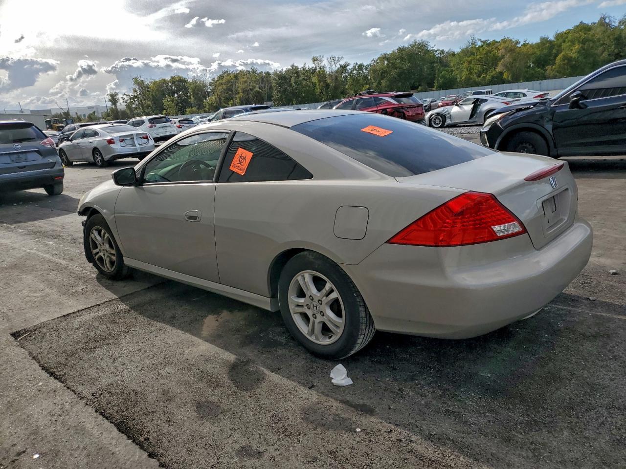 2007 HONDA ACCORD LX photo 2