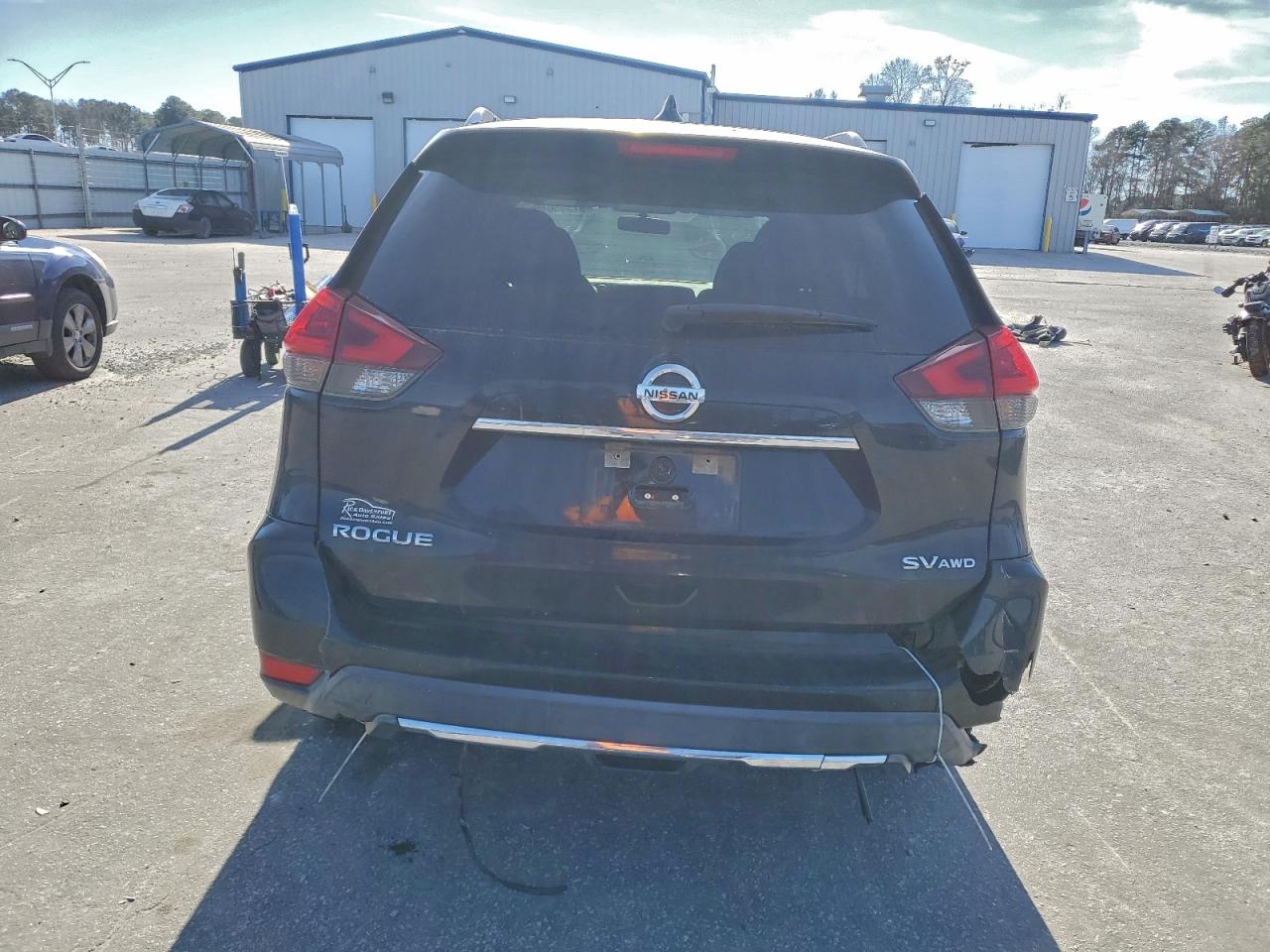 2018 NISSAN ROGUE S photo 6