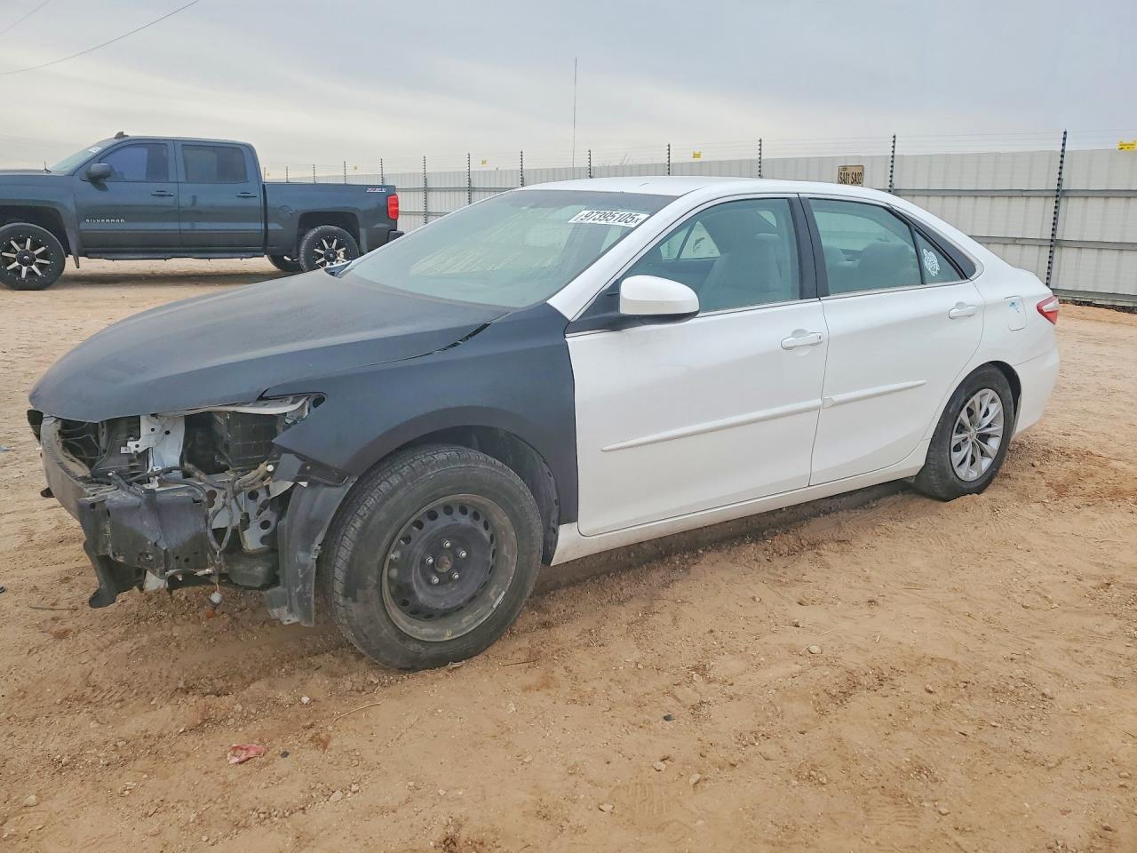 2017 TOYOTA CAMRY