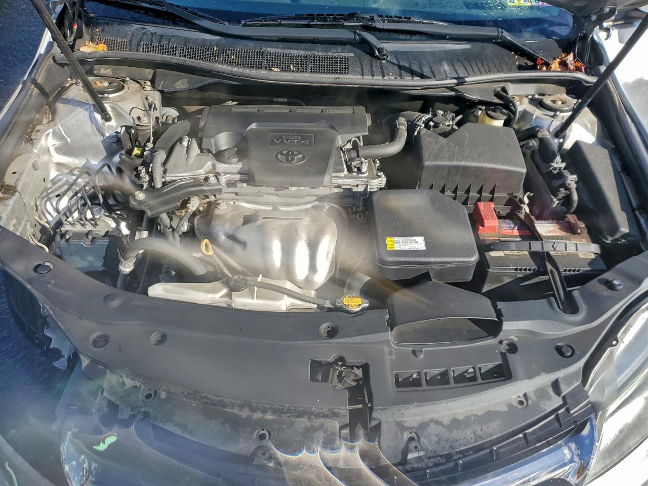 2016 TOYOTA CAMRY LE photo 11