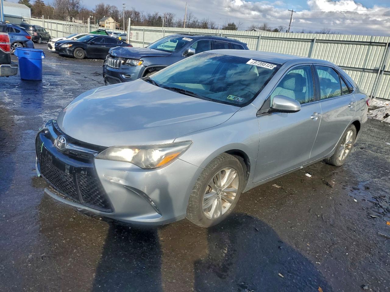 2016 TOYOTA CAMRY