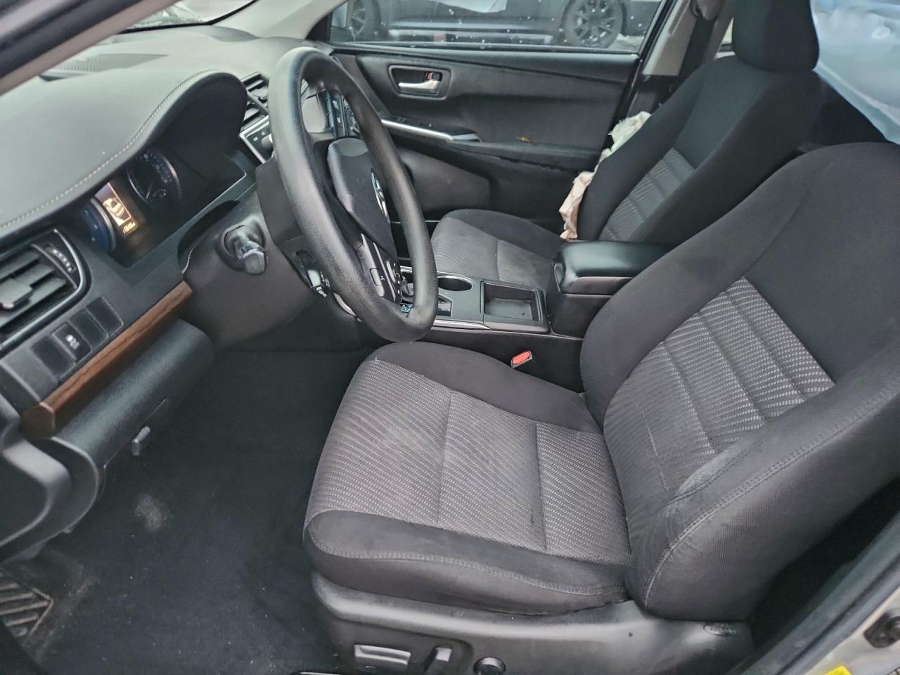 2016 TOYOTA CAMRY LE photo 7