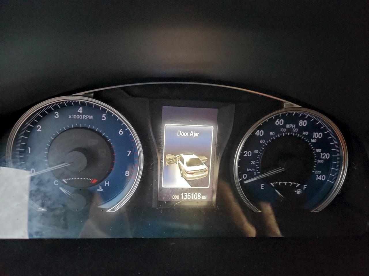 2016 TOYOTA CAMRY LE photo 9