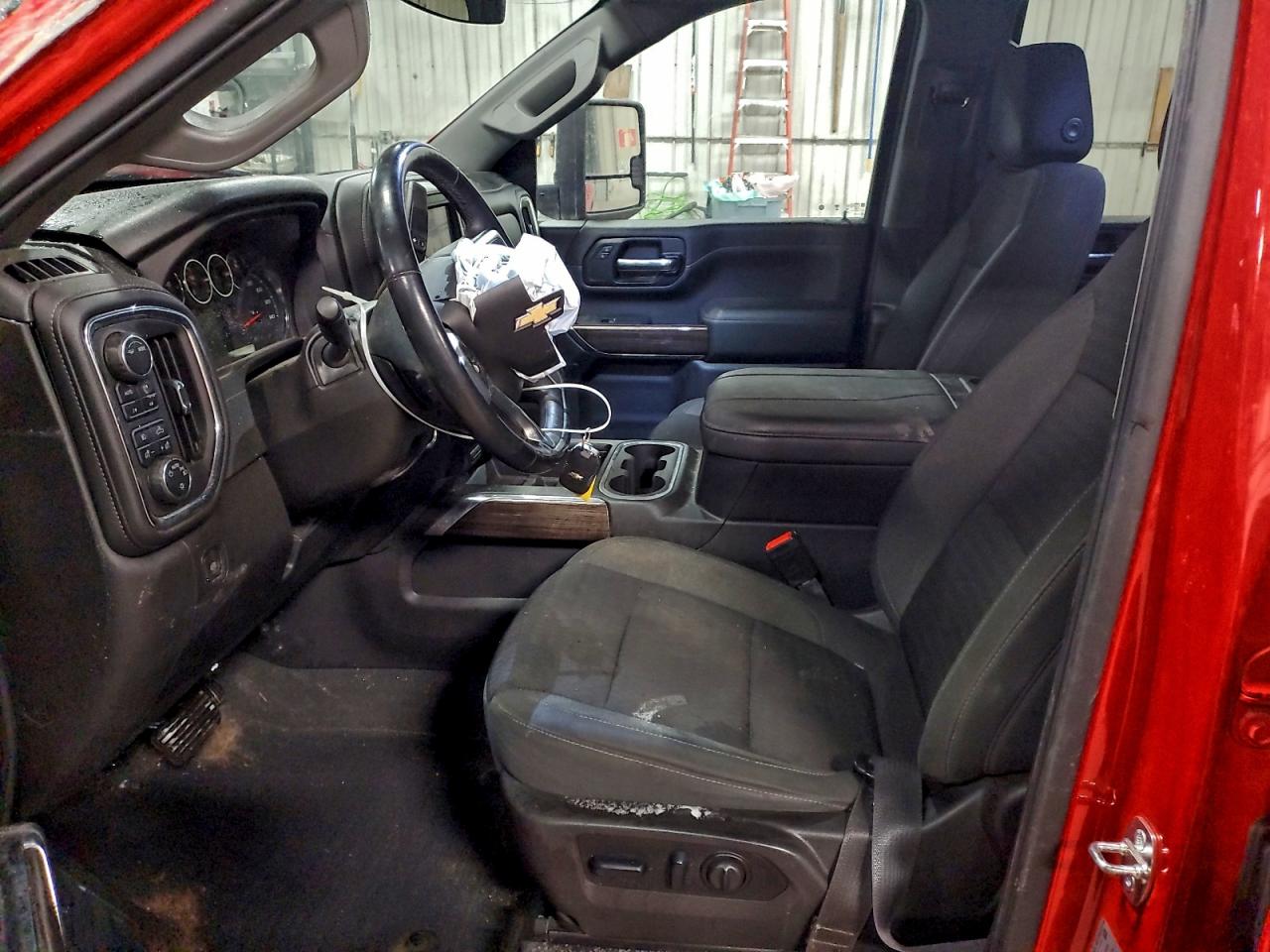 2023 CHEVROLET SILVERADO K3500 LT photo 7
