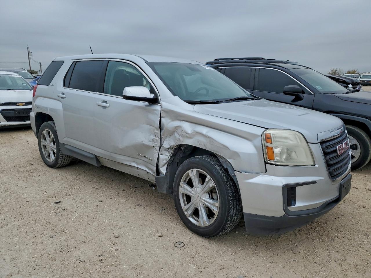 2017 GMC TERRAIN SLE photo 10