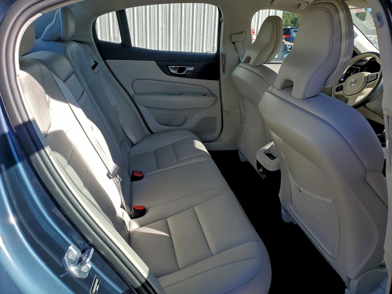 2019 VOLVO S60 T5 MOMENTUM photo 10