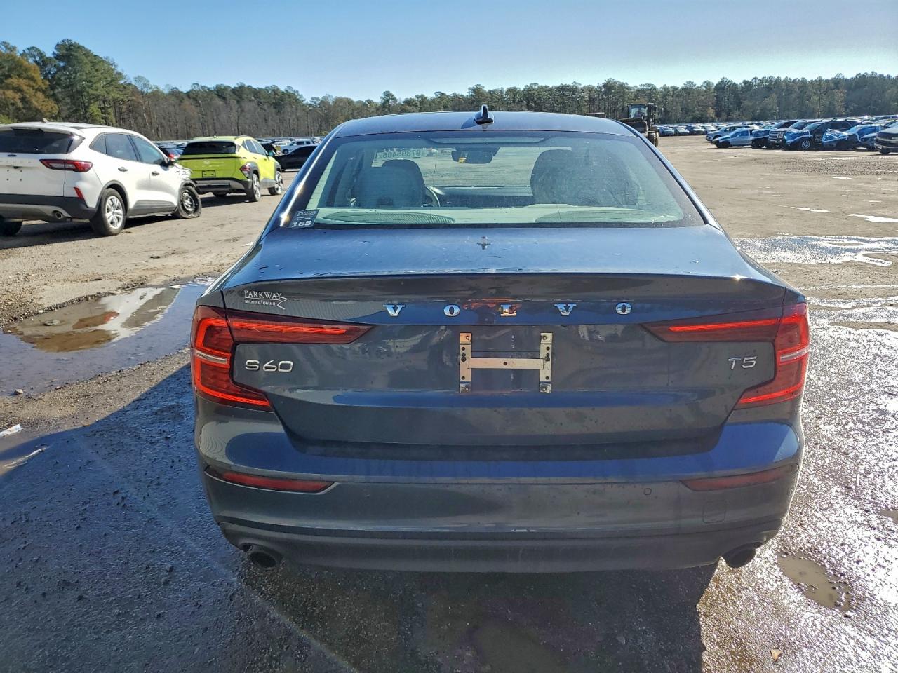 2019 VOLVO S60 T5 MOMENTUM photo 6