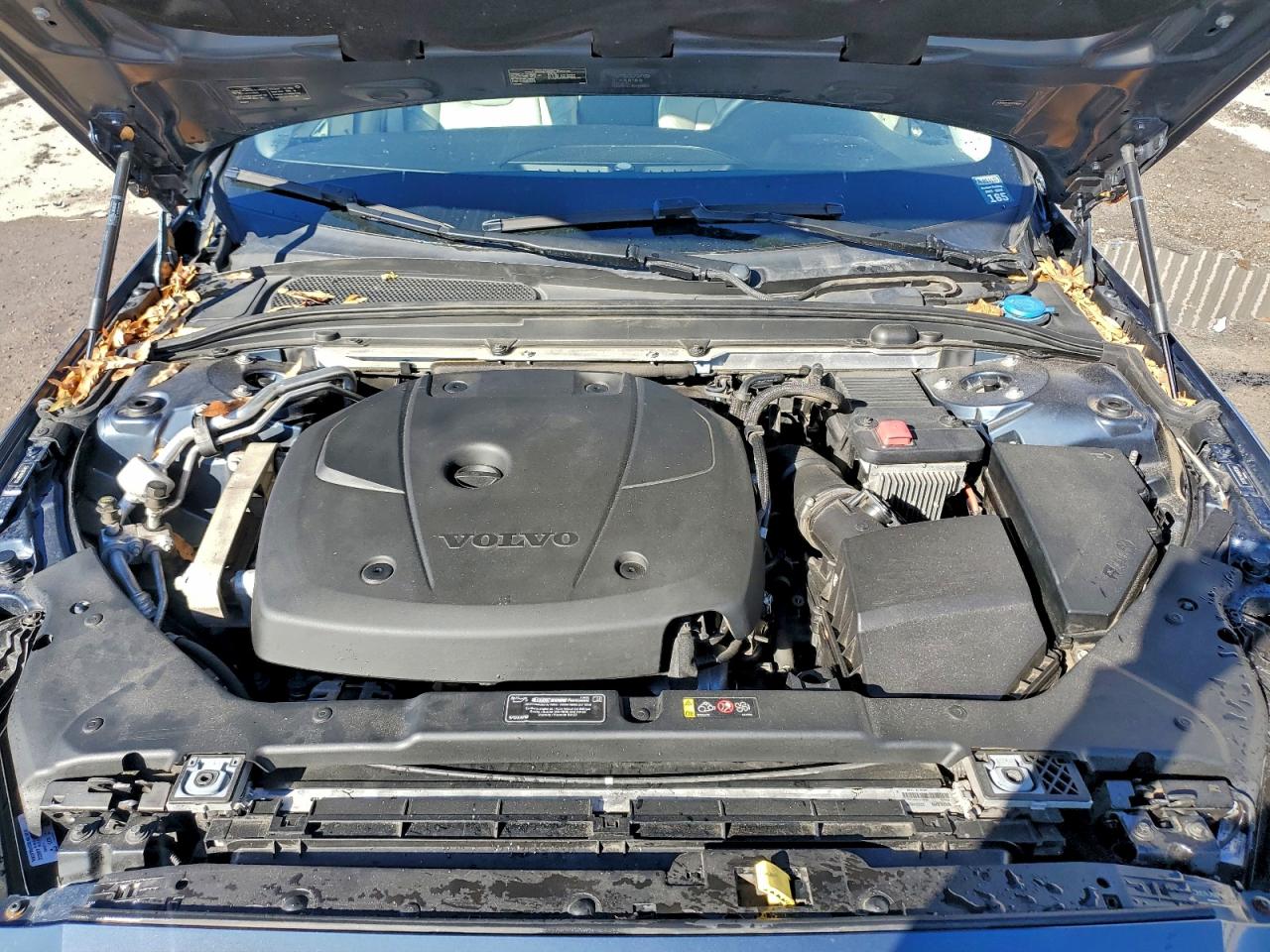 2019 VOLVO S60 T5 MOMENTUM photo 11