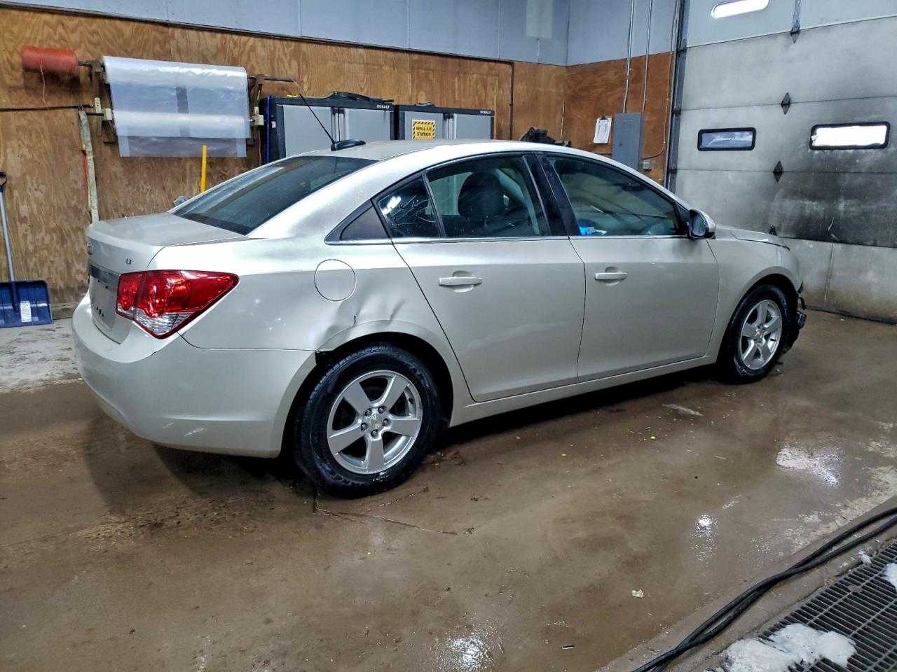 2015 CHEVROLET CRUZE LT photo 3
