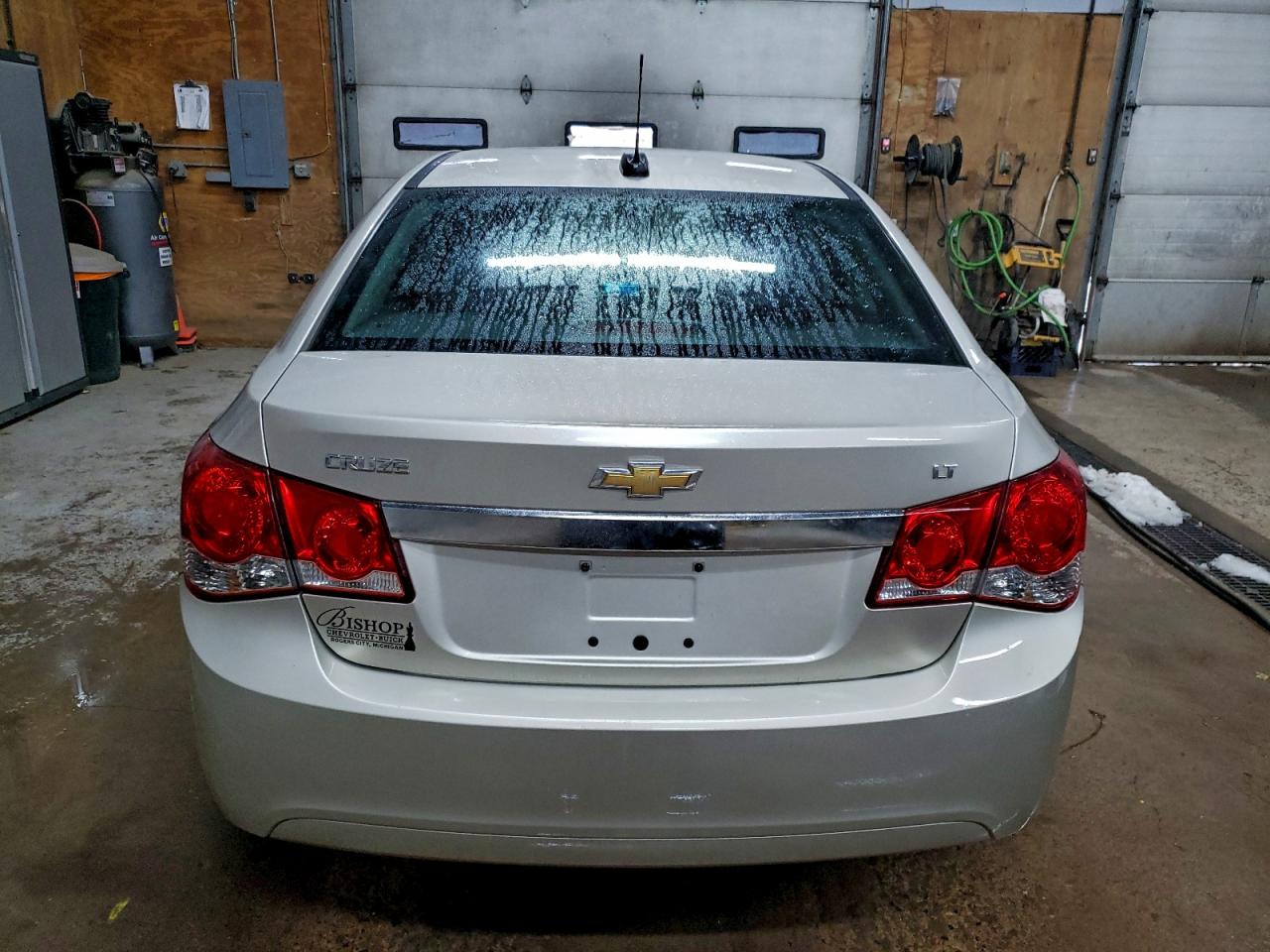2015 CHEVROLET CRUZE LT photo 6