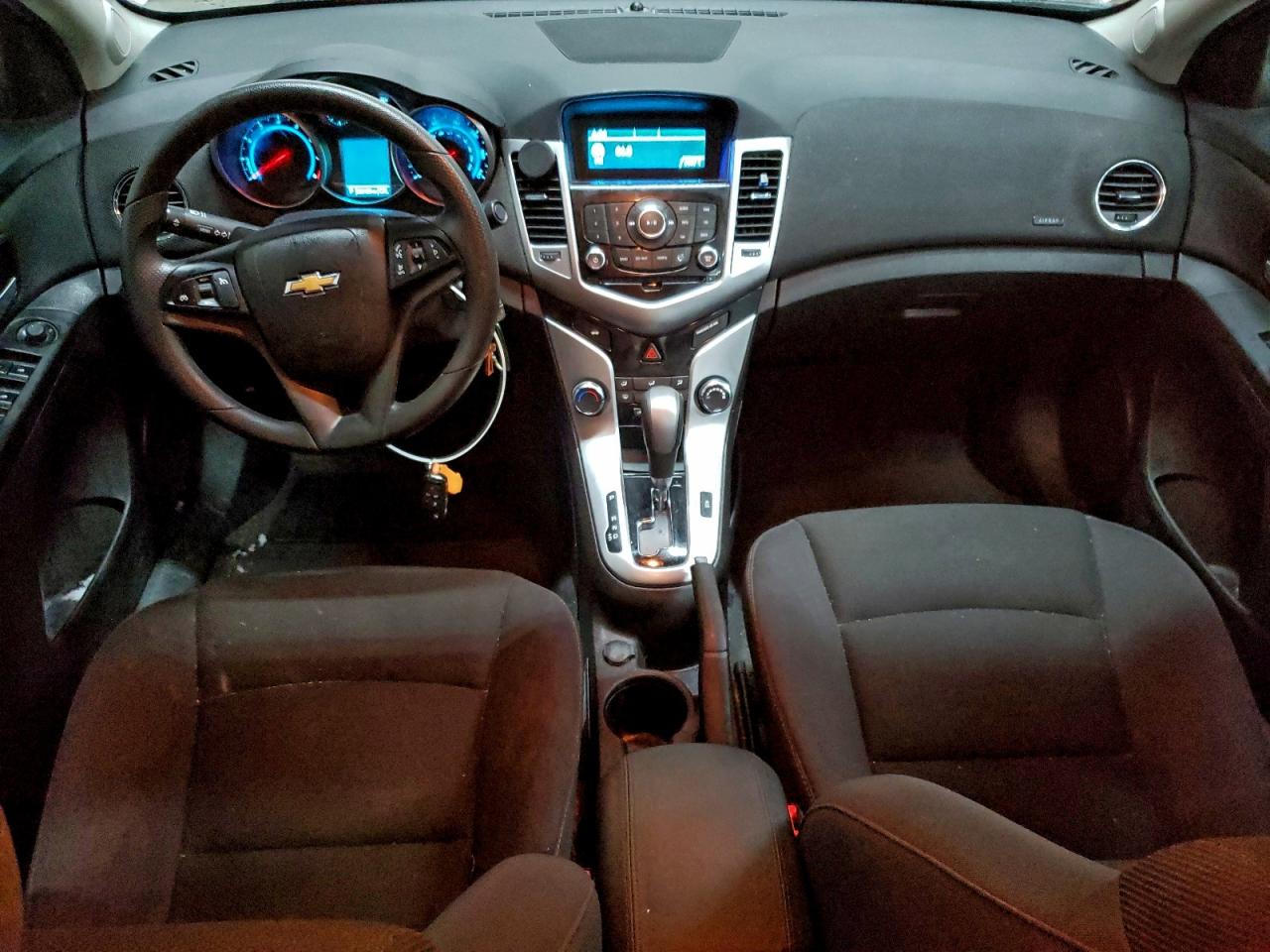 2015 CHEVROLET CRUZE LT photo 8