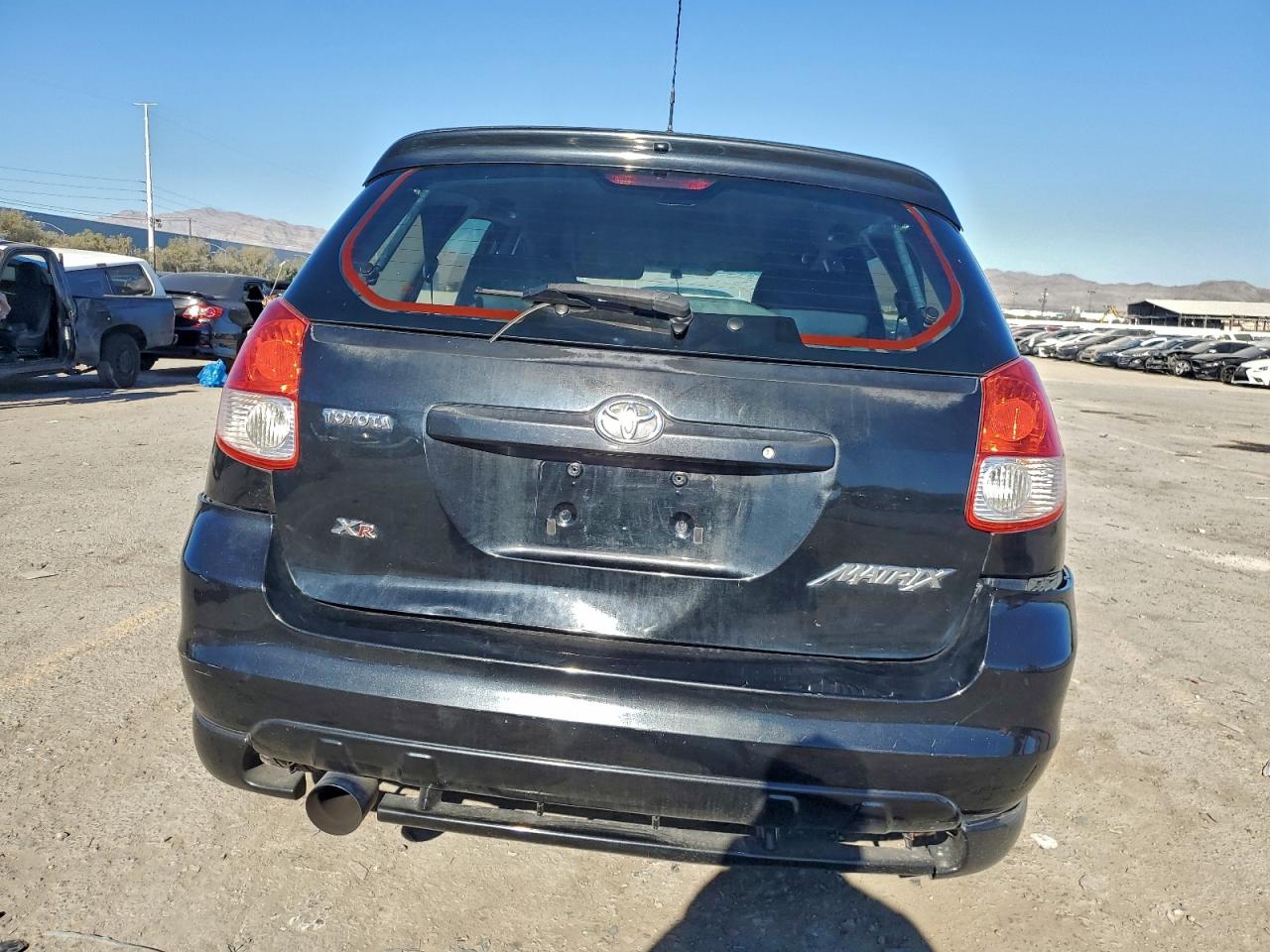 2003 TOYOTA COROLLA MATRIX XR photo 6