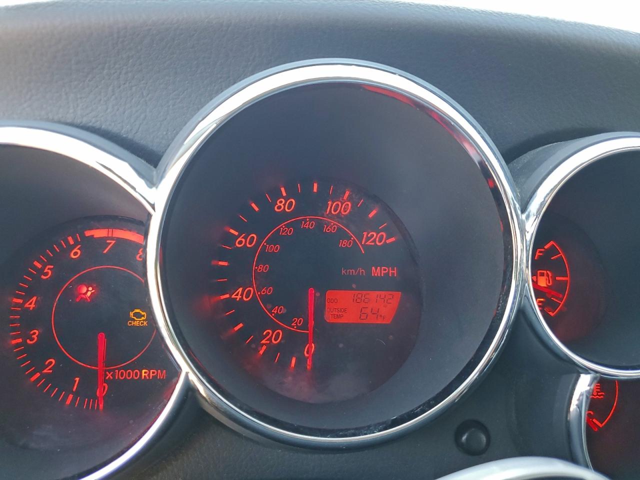 2003 TOYOTA COROLLA MATRIX XR photo 9