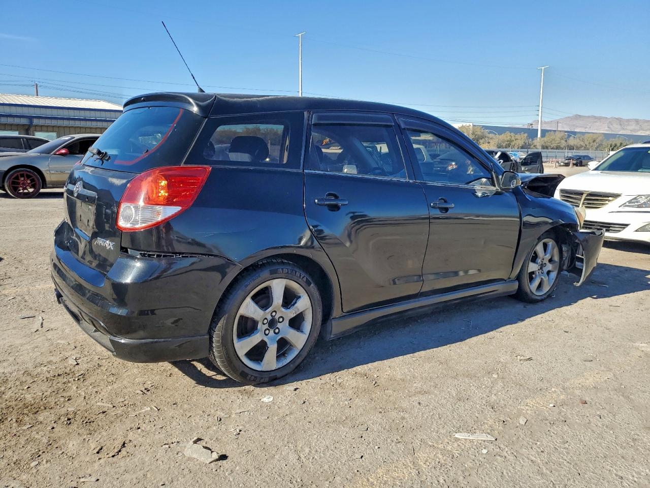 2003 TOYOTA COROLLA MATRIX XR photo 3
