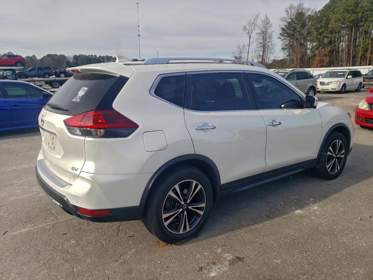 2020 NISSAN ROGUE S photo 3