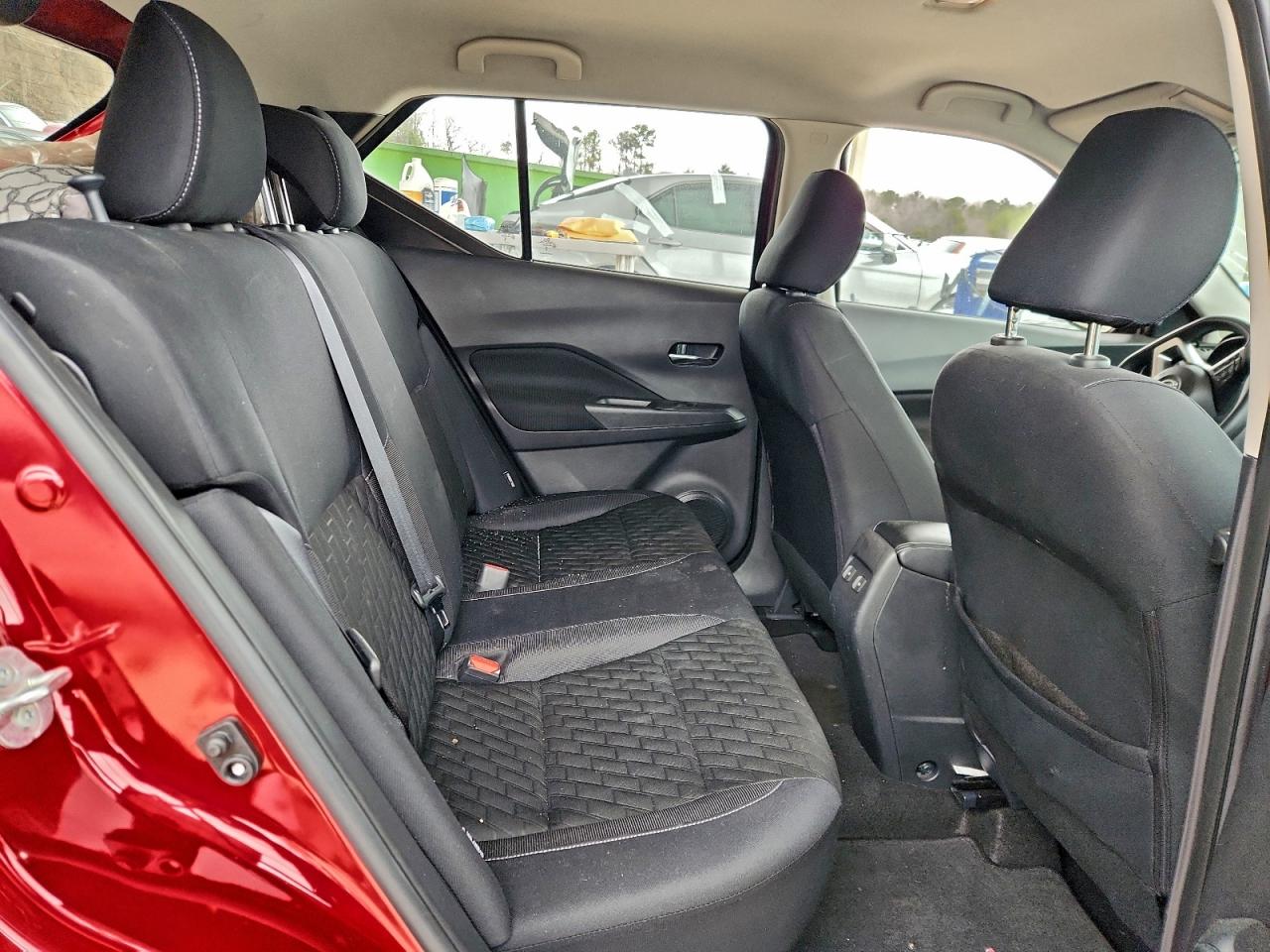 2023 NISSAN KICKS SV photo 11