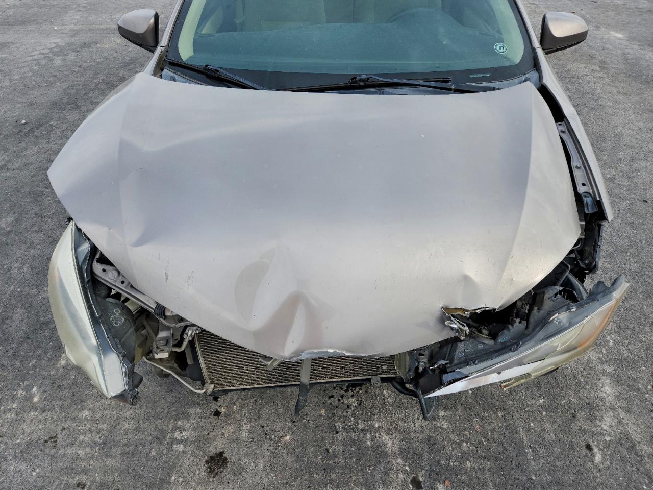2014 TOYOTA COROLLA L photo 11