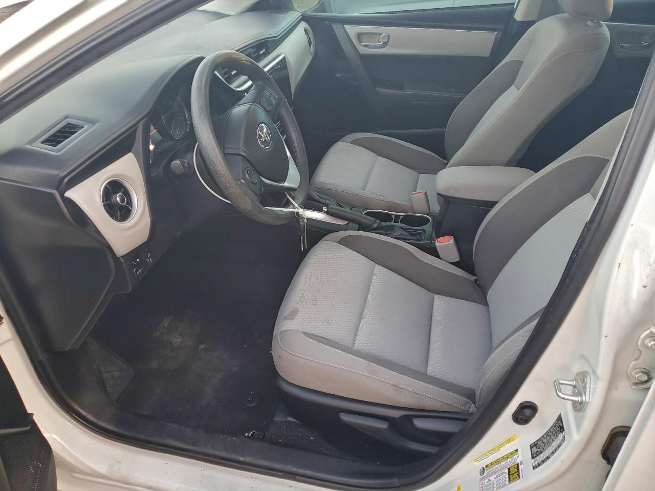 2018 TOYOTA COROLLA L photo 7