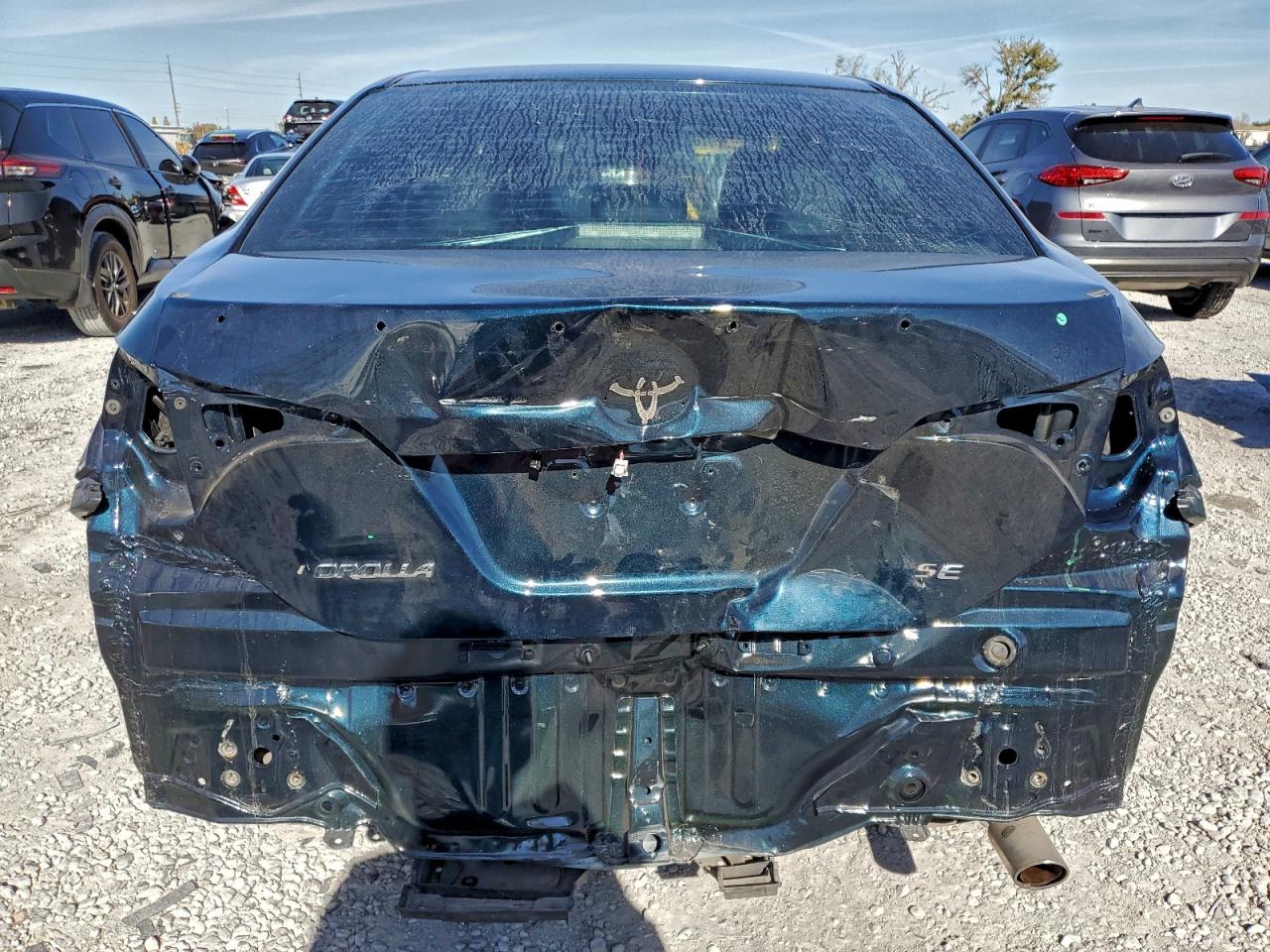 2019 TOYOTA COROLLA L photo 6