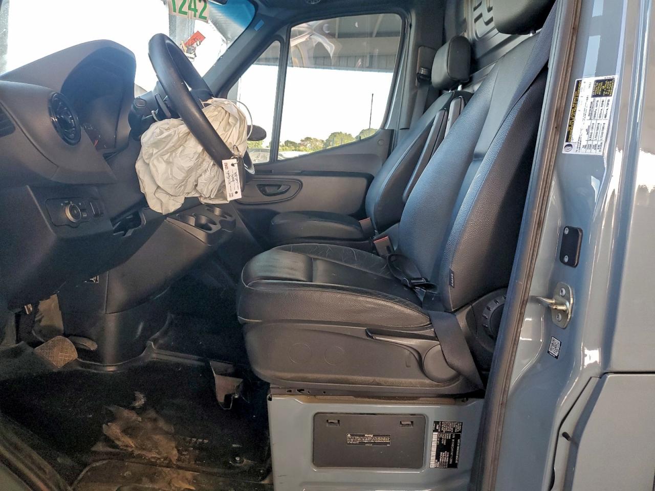 2022 MERCEDES-BENZ SPRINTER 2500 photo 7