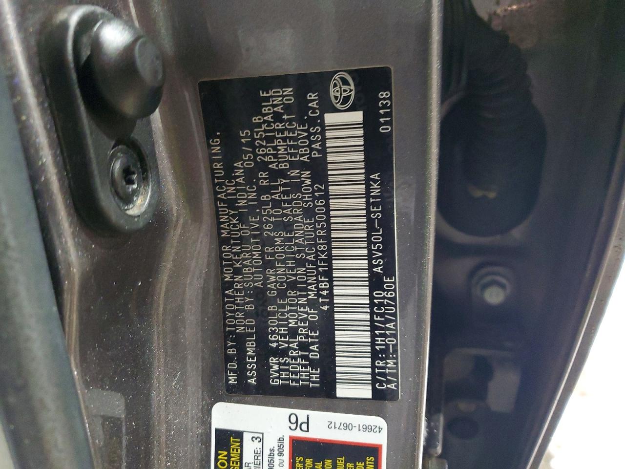 2015 TOYOTA CAMRY LE photo 13