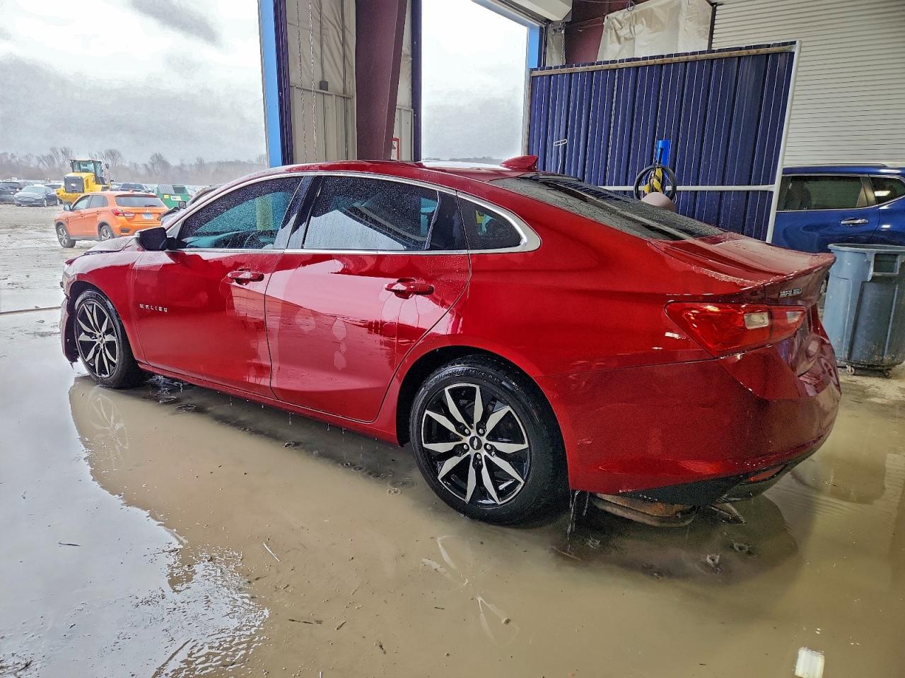 2018 CHEVROLET MALIBU LT photo 2