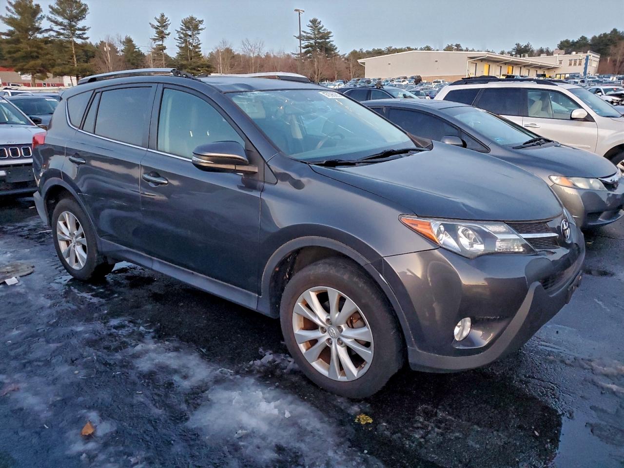 2013 TOYOTA RAV4 LIMITED photo 4