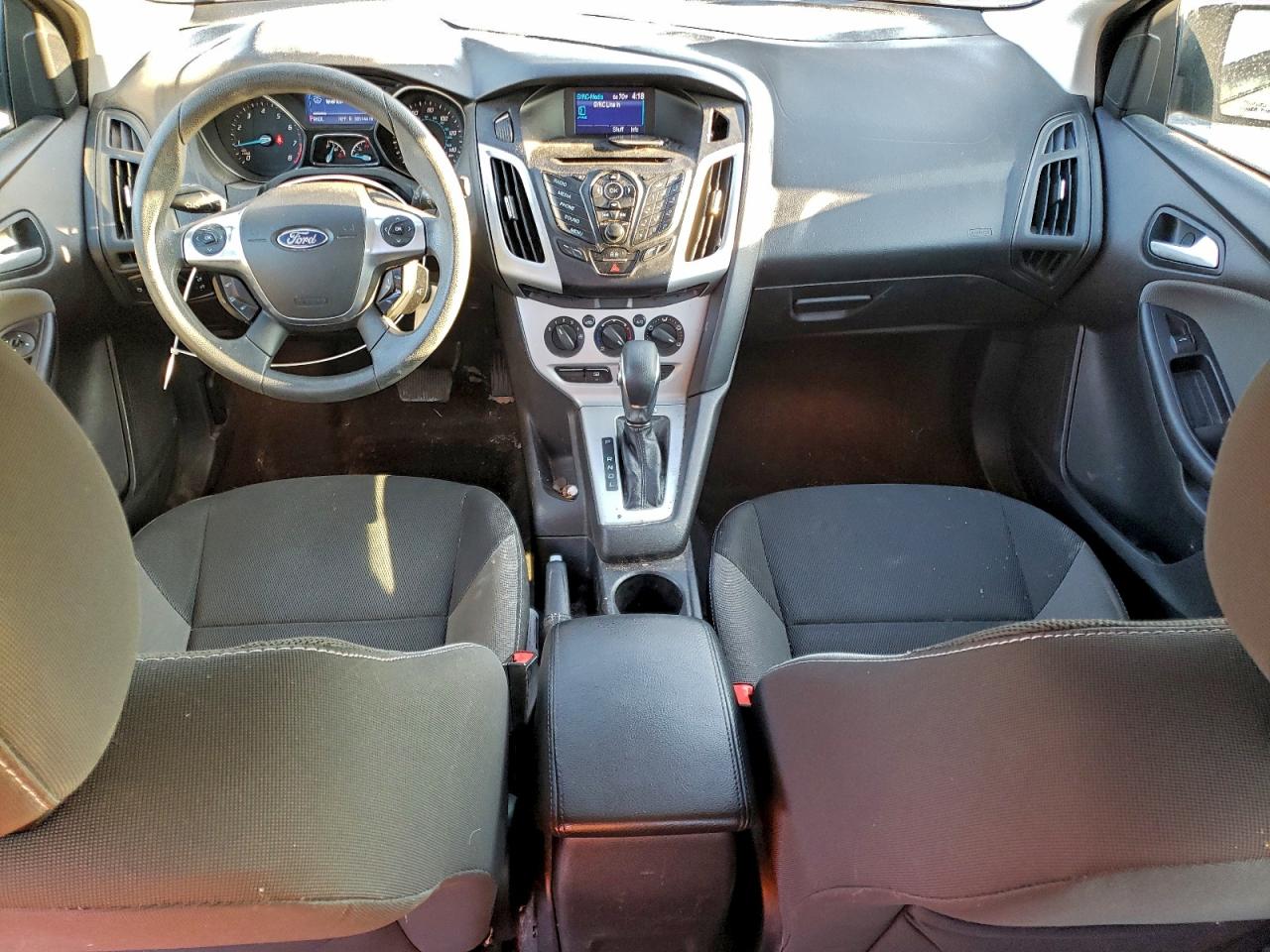 2013 FORD FOCUS SE photo 15