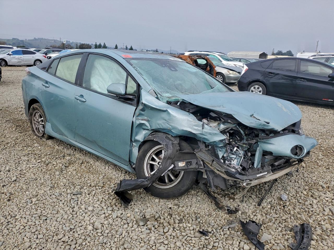 2016 TOYOTA PRIUS photo 4