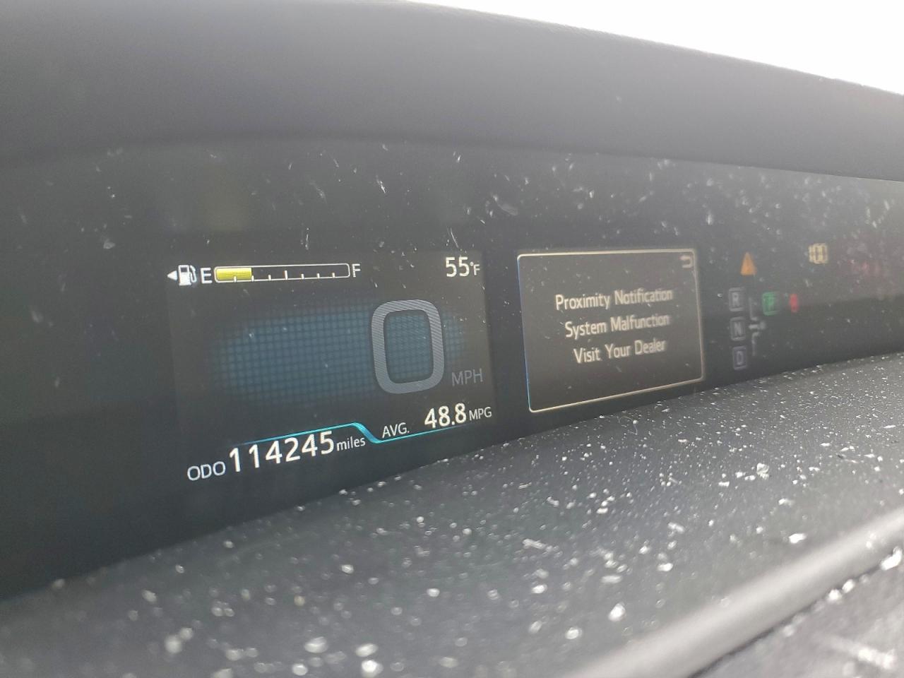 2016 TOYOTA PRIUS photo 9
